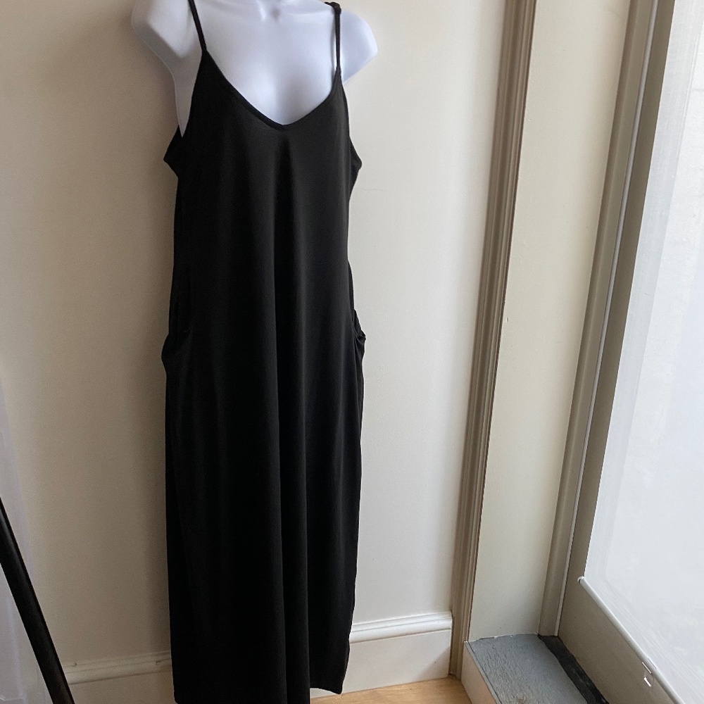 Moking Top Maxi Dress w/ pockets!